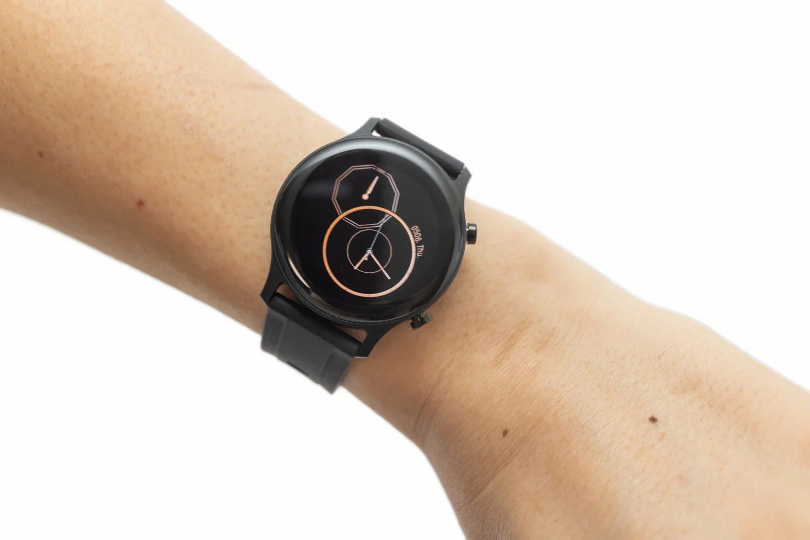 Haylou-RS3-Review-Best-Smartwatch